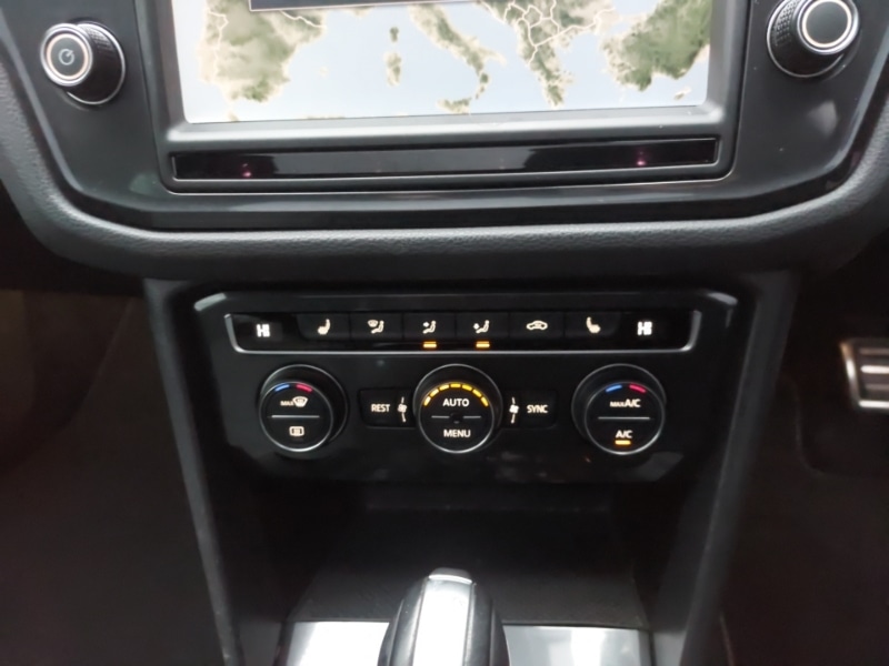 Used Volkswagen Tiguan 2017 for sale - 77466844: Photo 11