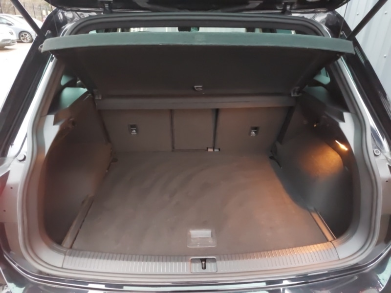 Used Volkswagen Tiguan 2017 for sale - 77466844: Photo 8