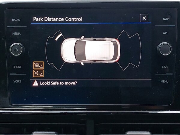 Used Volkswagen T-Roc 2023 for sale - 76208552: Photo 11