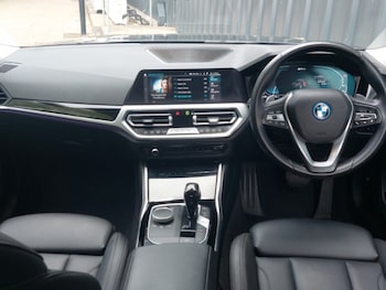 Used BMW 3 Series 2022 for sale - 76233698: Photo