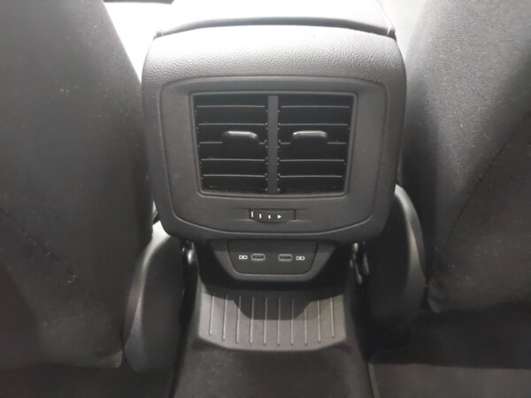 Used Volkswagen T-Roc 2023 for sale - 76166127: Photo 11