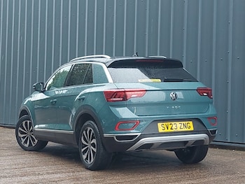 Used Volkswagen T-Roc 2023 for sale - 76166127: Photo 3