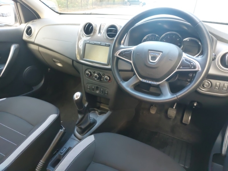 Used Dacia Sandero Stepway 2019 for sale - 76579531: Photo 10