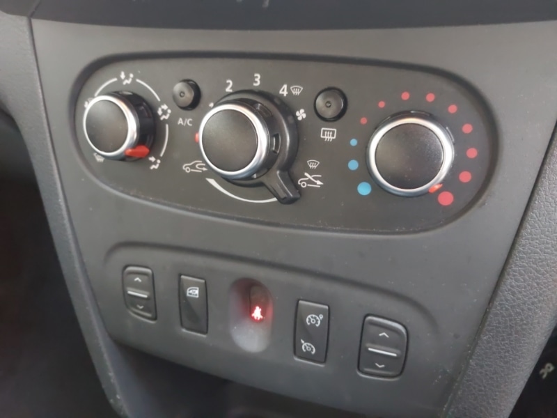 Used Dacia Sandero Stepway 2019 for sale - 76579531: Photo 15