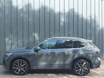 Used Volkswagen Tiguan 2024 for sale - 79615403: Photo