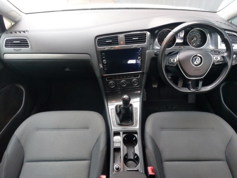 Used Volkswagen Golf 2020 for sale - 76321522: Photo 2