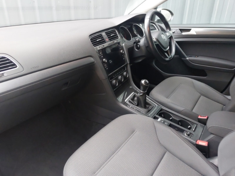 Used Volkswagen Golf 2020 for sale - 76321522: Photo 5