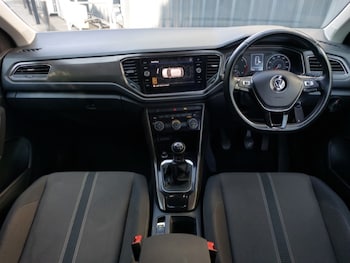 Used Volkswagen T-Roc 2019 for sale - 79176148: Photo