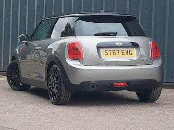 Used MINI Hatch 2017 for sale - 76465396: Photo