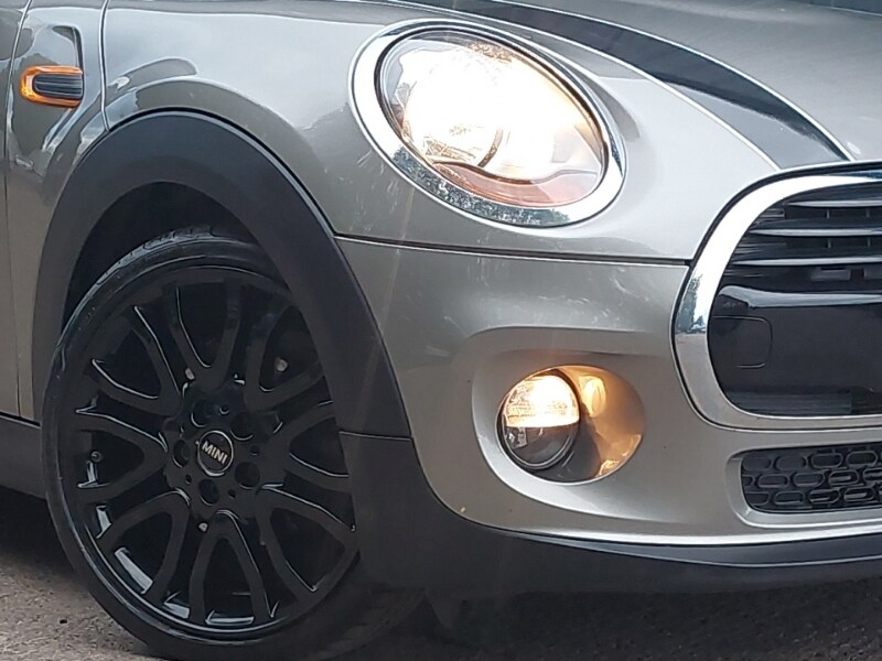 Used MINI Hatch 2017 for sale - 76465396: Photo 9