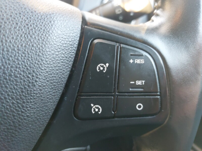 Used Hyundai i10 2018 for sale - 77078121: Photo 17