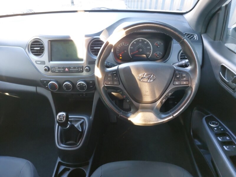 Used Hyundai i10 2018 for sale - 77078121: Photo 7
