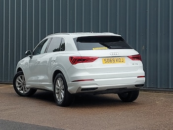 Used Audi Q3 2019 for sale - 75894122: Photo 3