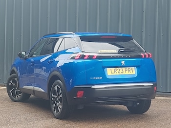Used Peugeot 2008 2023 for sale - 78973203: Photo