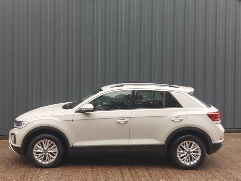 Used Volkswagen T-Roc 2022 for sale - 76365738: Photo 4