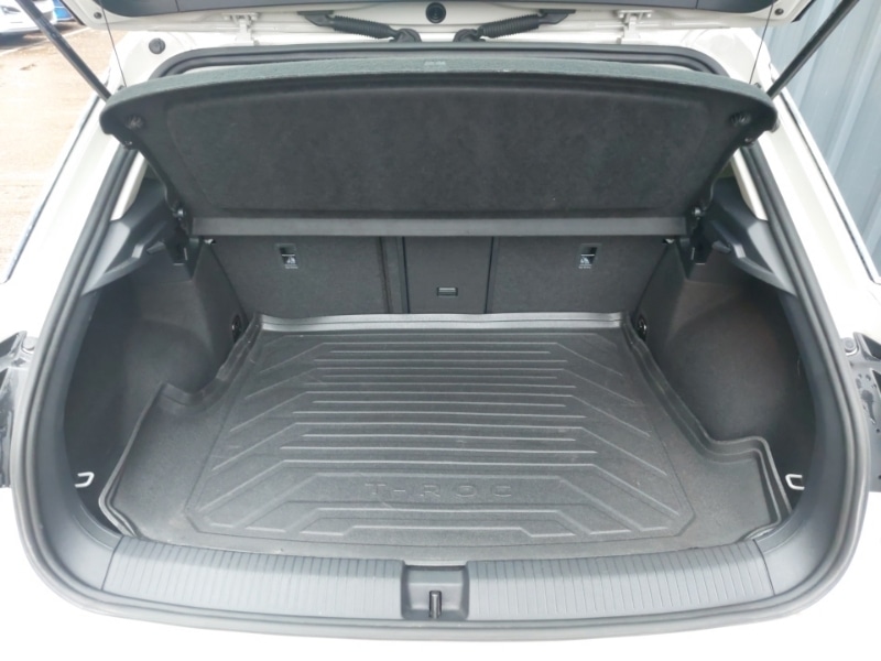Used Volkswagen T-Roc 2022 for sale - 76365738: Photo 8