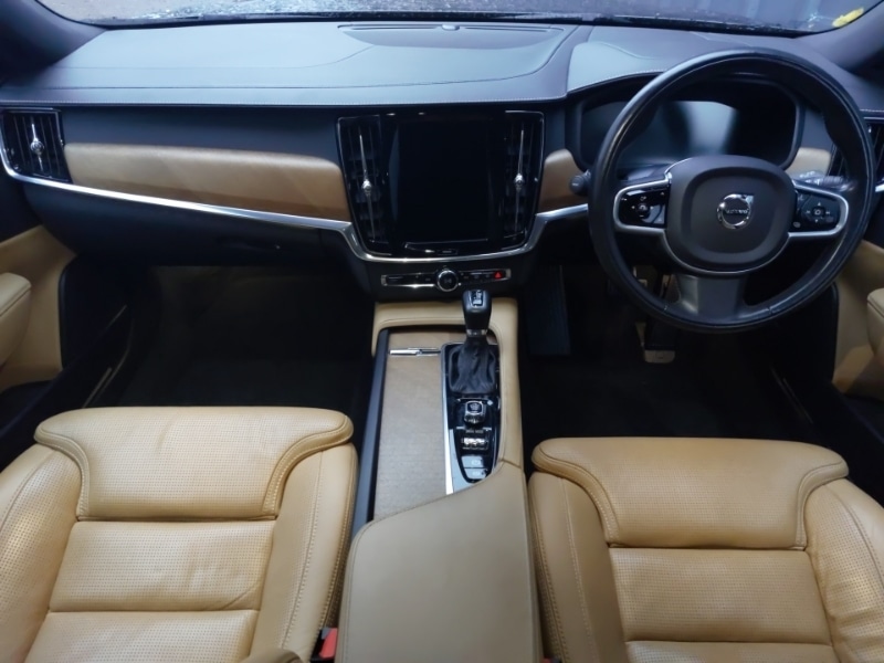 Used Volvo V90 2017 for sale - 76880215: Photo 2