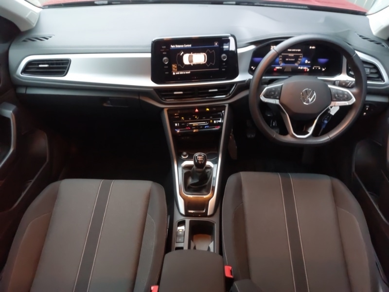 Used Volkswagen T-Roc 2023 for sale - 77466858: Photo 2