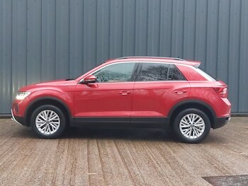 Used Volkswagen T-Roc 2023 for sale - 77466858: Photo