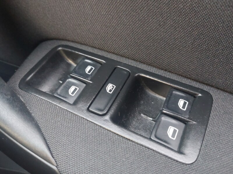 Used Volkswagen Polo 2015 for sale - 78061278: Photo 18