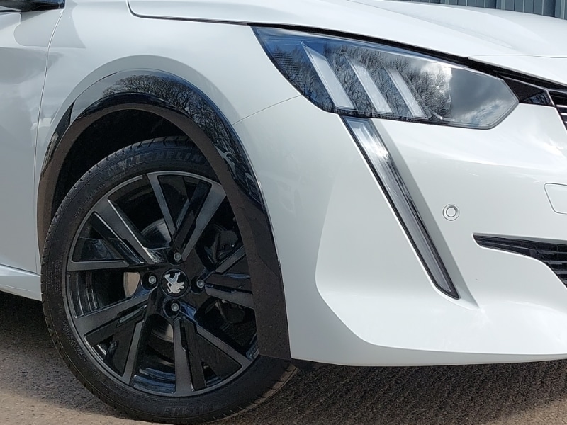 Used Peugeot 208 2023 for sale - 78147472: Photo 9