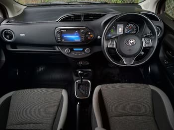 Used Toyota Yaris 2020 for sale - 79627316: Photo