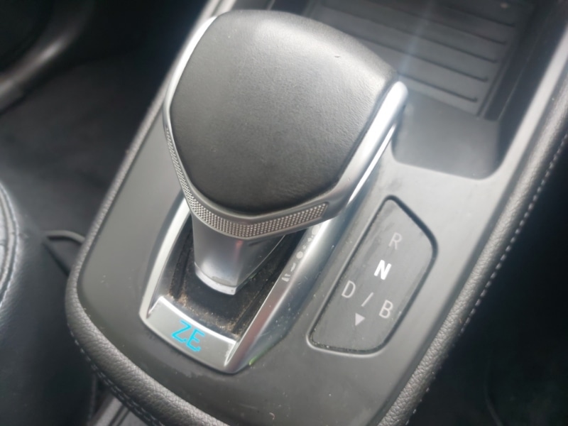 Used Renault Zoe 2020 for sale - 78006206: Photo 19