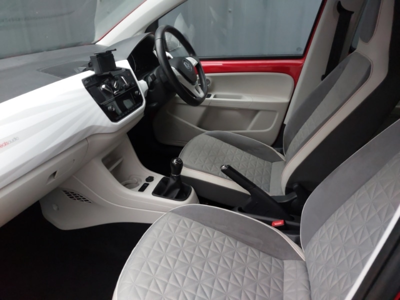 Used Volkswagen up! 2016 for sale - 77405296: Photo 5