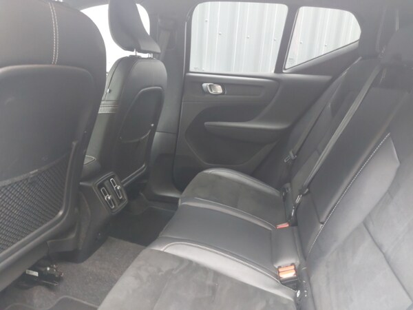 Used Volvo XC40 2021 for sale - 75963840: Photo 6