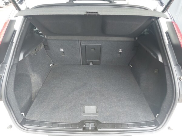Used Volvo XC40 2021 for sale - 75963840: Photo 8