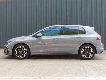 Used Volkswagen Golf 2024 for sale - 78595432: Photo
