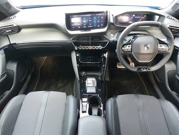 Used Peugeot 2008 2024 for sale - 77689748: Photo