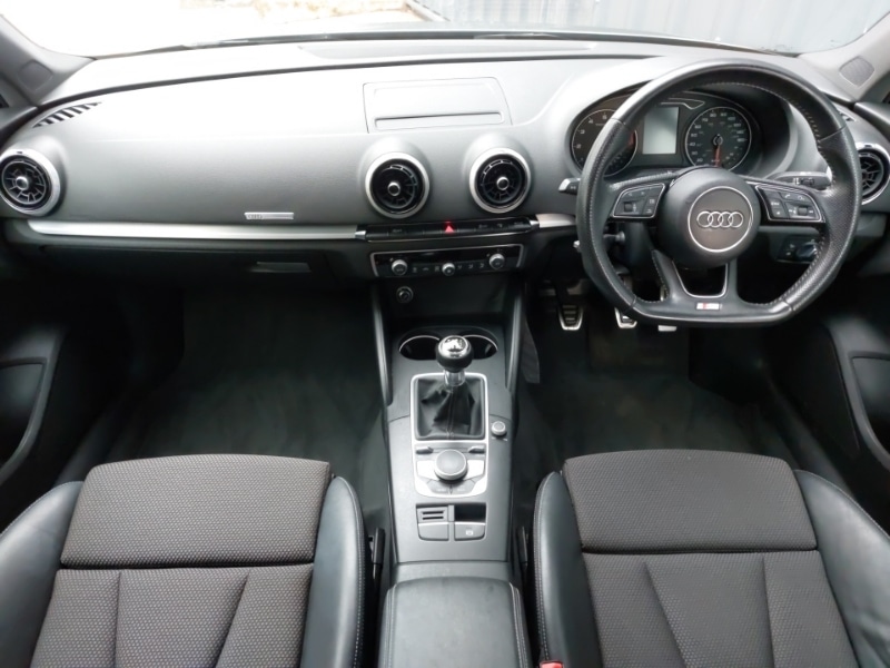 Used Audi A3 2017 for sale - 77300198: Photo 2