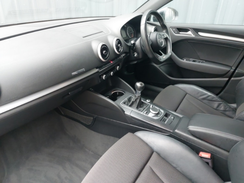 Used Audi A3 2017 for sale - 77300198: Photo 5