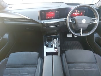 Used Vauxhall Astra 2024 for sale - 78203178: Photo