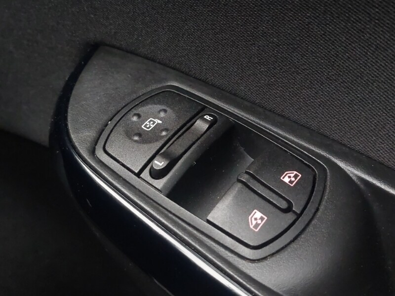 Used Vauxhall Corsa 2018 for sale - 77503408: Photo 19