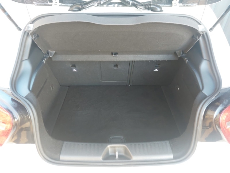 Used Mercedes-Benz A-Class 2017 for sale - 76579547: Photo 8