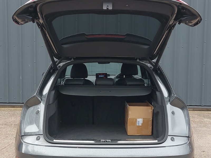 Used Audi Q3 2018 for sale - 78147445: Photo 8