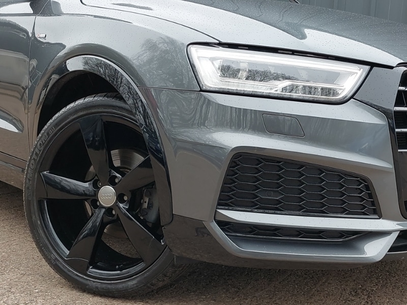 Used Audi Q3 2018 for sale - 78147445: Photo 9