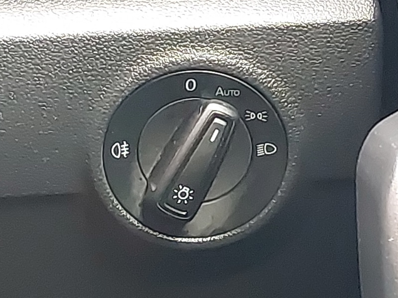 Used Volkswagen T-Roc 2021 for sale - 77815530: Photo 11