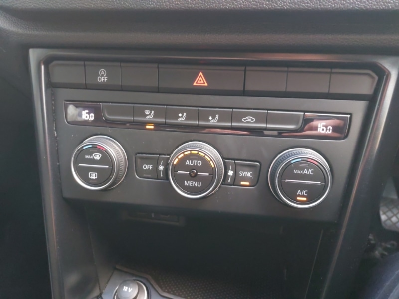 Used Volkswagen T-Roc 2021 for sale - 77815530: Photo 18