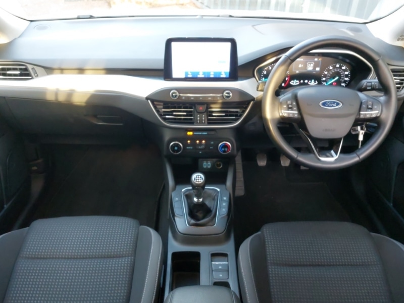 Used Ford Focus 2022 for sale - 76839247: Photo 2