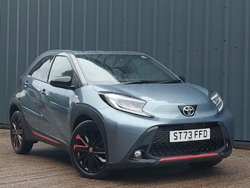 2023 - 1.0 VVT-i Undercover 5dr
