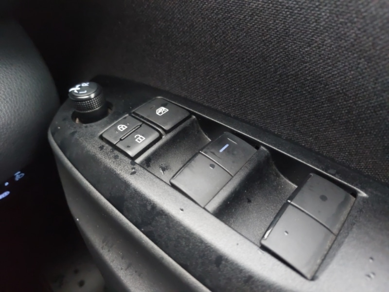 Used Mazda Mazda2 HYBRID 2022 for sale - 76834353: Photo 18