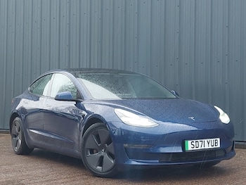 Used Tesla Model 3 2021 for sale - 77004630: Photo