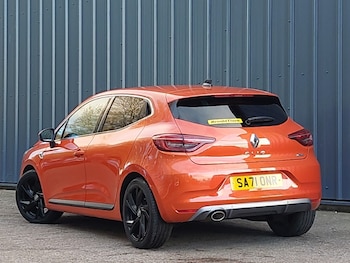 Used Renault Clio 2021 for sale - 76893589: Photo