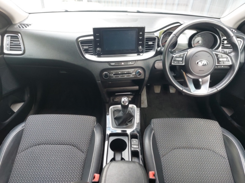 Used Kia XCeed 2021 for sale - 76465379: Photo 2