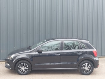 Used Volkswagen Polo 2017 for sale - 78498869: Photo