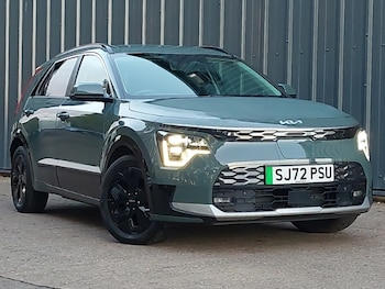 2022 - 150kW 3 65kWh 5dr Auto