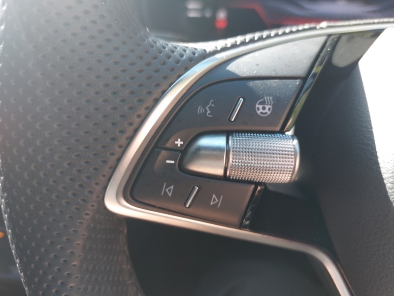 Used Skoda Karoq 2024 for sale - 76058896: Photo 17